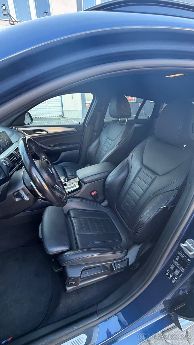2021 BMW X4 - 8