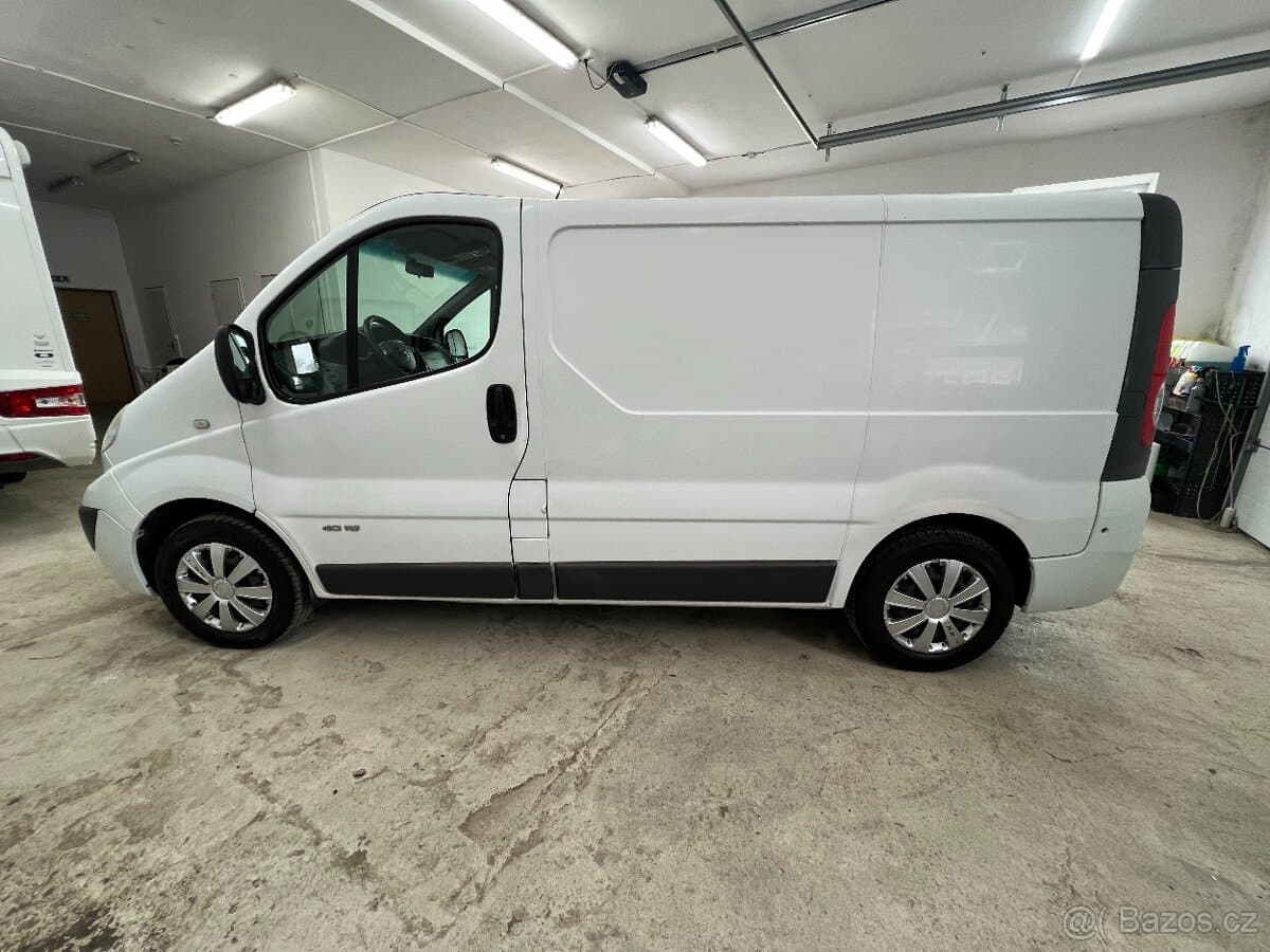 2011 Nissan OSTATNÍ - 8