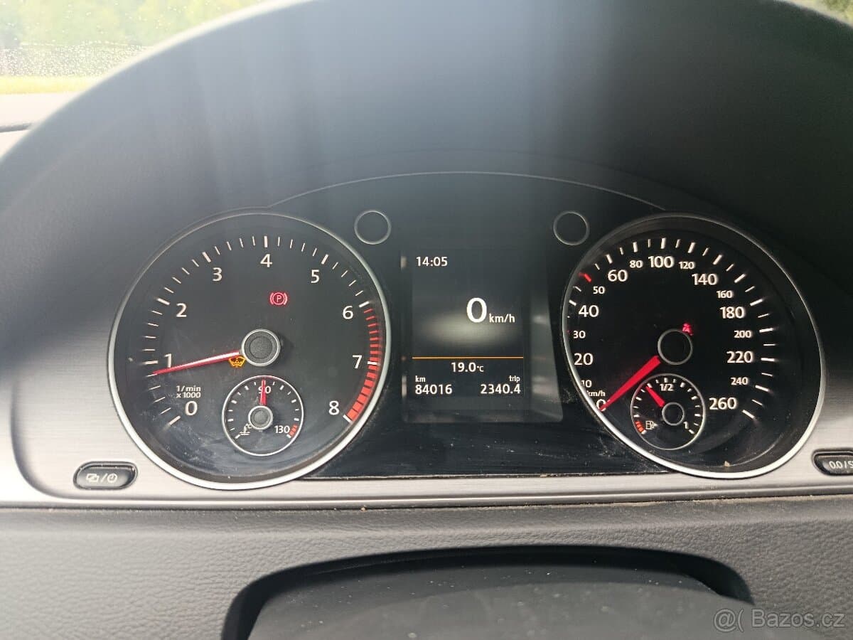 2015 Volkswagen PASSAT - 8