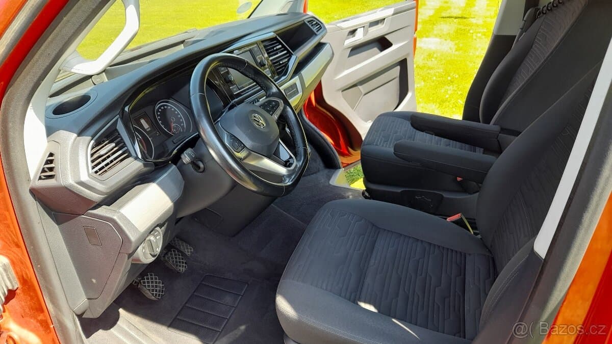 Volkswagen MULTIVAN - 8