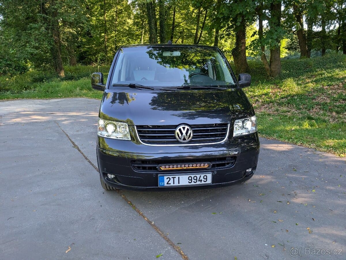 Volkswagen MULTIVAN - 8