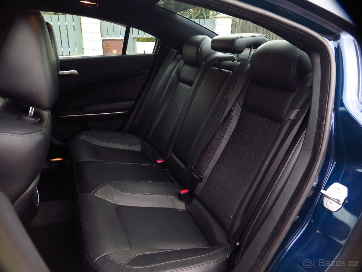 2016 Dodge CHARGER - 8