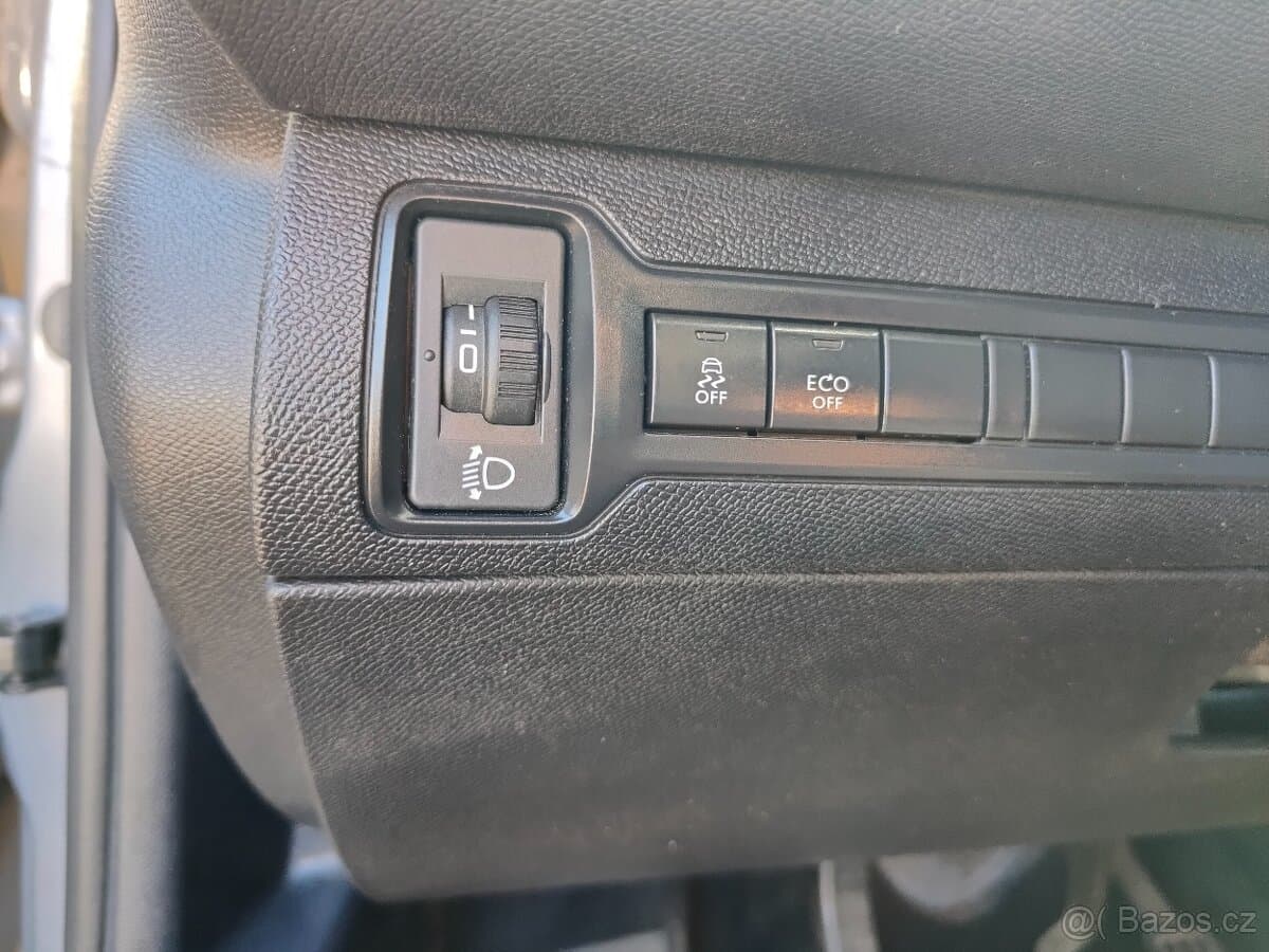 2015 Peugeot 308 - 8