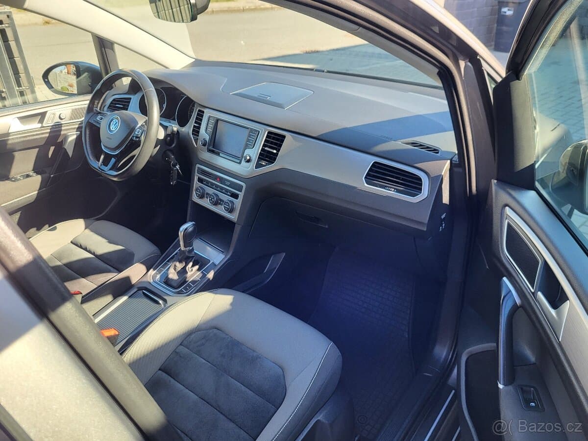 2016 Volkswagen GOLF - 8