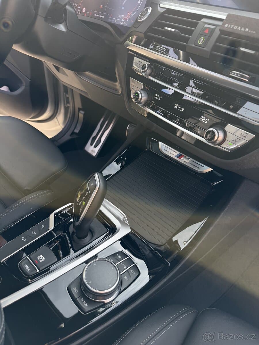 2020 BMW X3 - 8