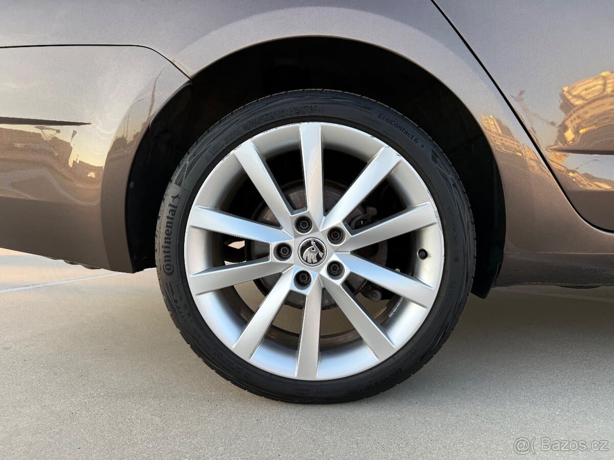 2019 Škoda OCTAVIA - 8