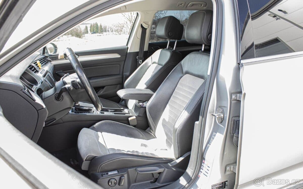2016 Volkswagen PASSAT - 8
