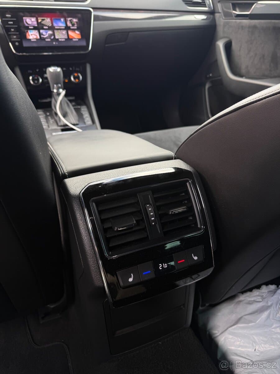 2019 Škoda SUPERB - 8