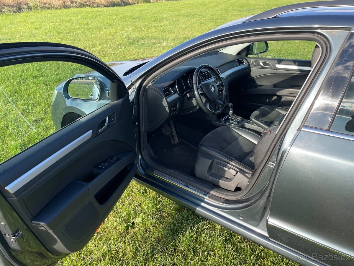 2014 Škoda SUPERB - 8