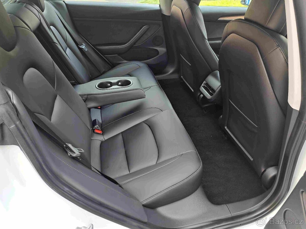 2022 Tesla MODEL 3 - 8