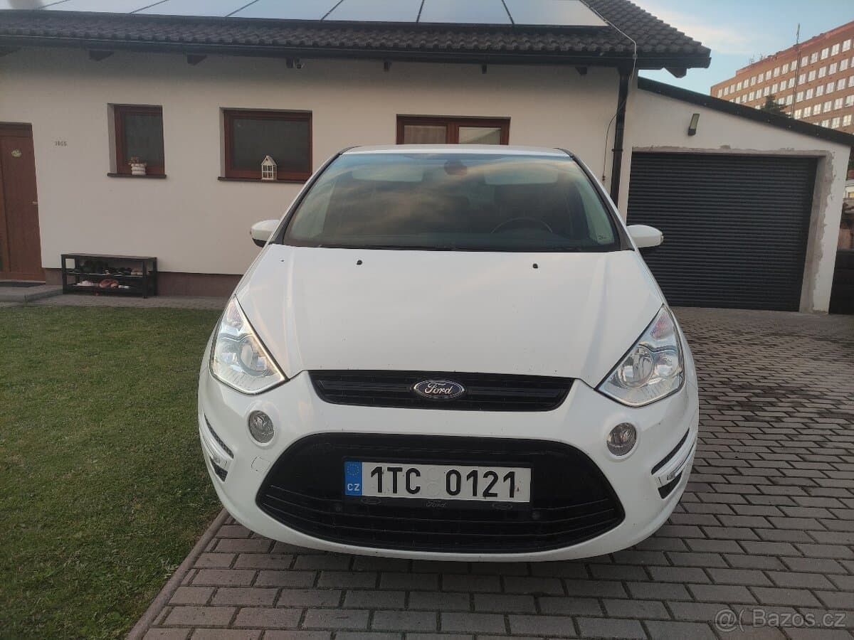 Ford S-MAX - 8