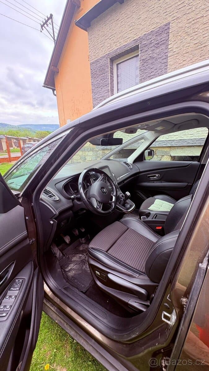2019 Renault SCENIC - 8