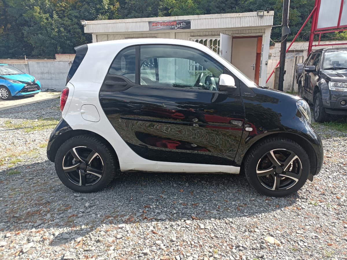 2014 Smart FORTWO - 8
