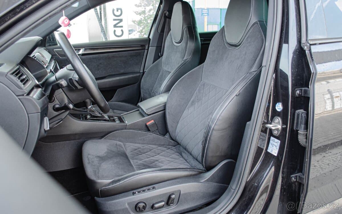 2020 Škoda SUPERB - 8