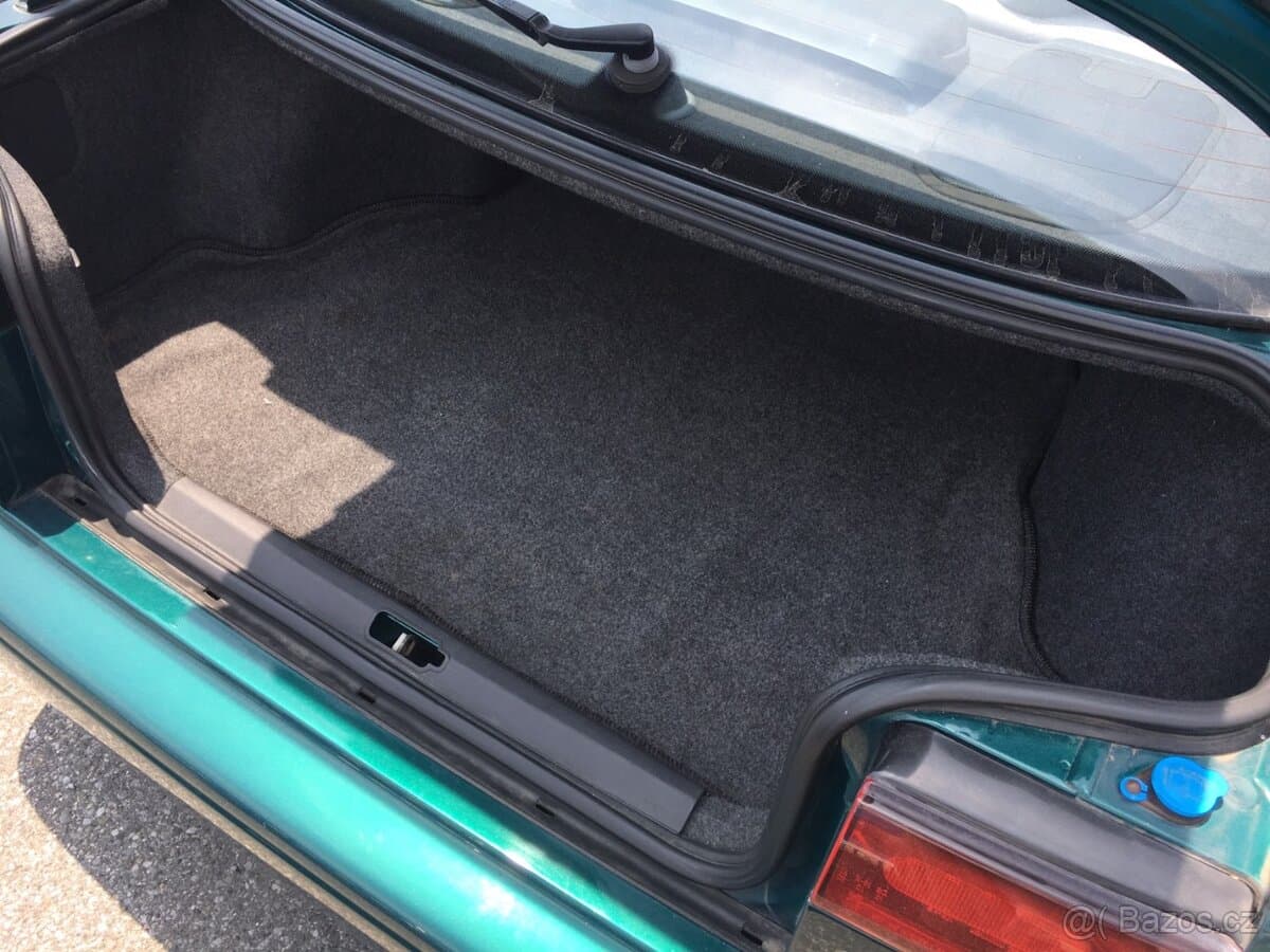 1995 Subaru SVX - 8