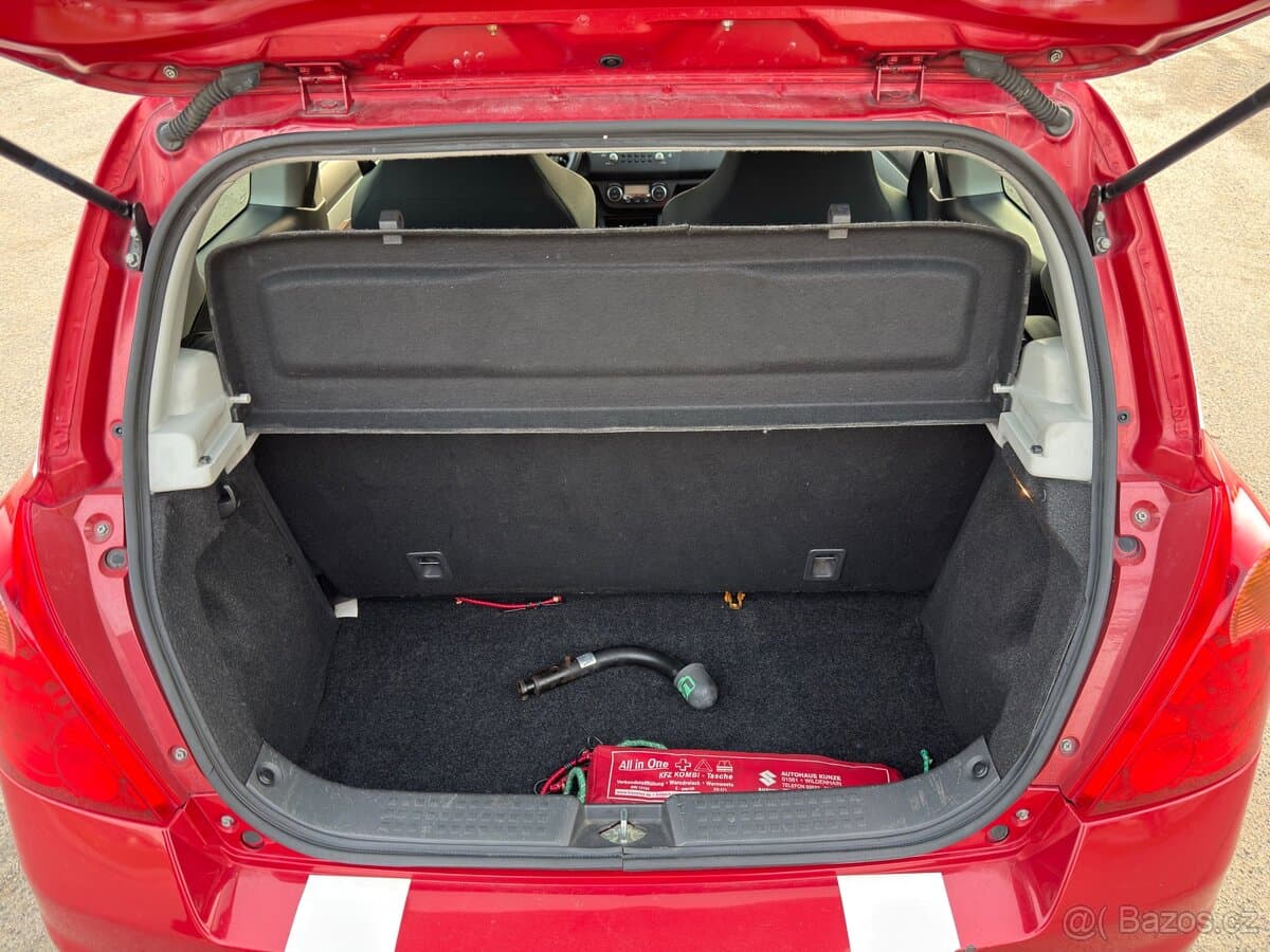 2007 Suzuki SWIFT - 8