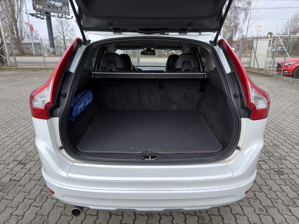 2016 Volvo XC60 - 8