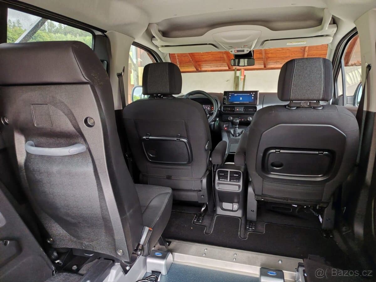 2025 Opel COMBO - 8