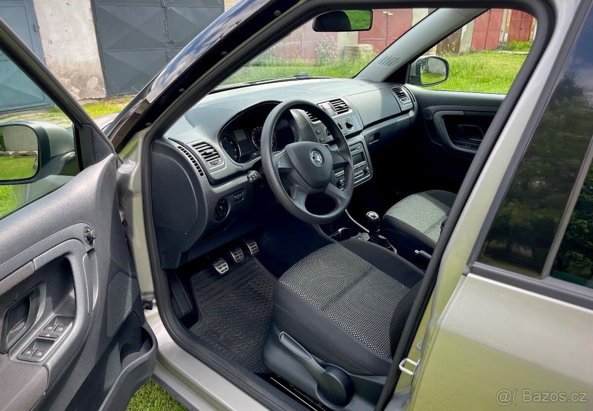 2013 Škoda FABIA - 8