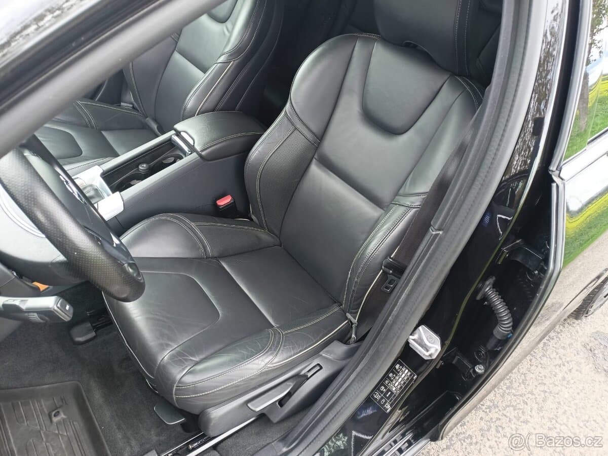 2015 Volvo V60 - 8