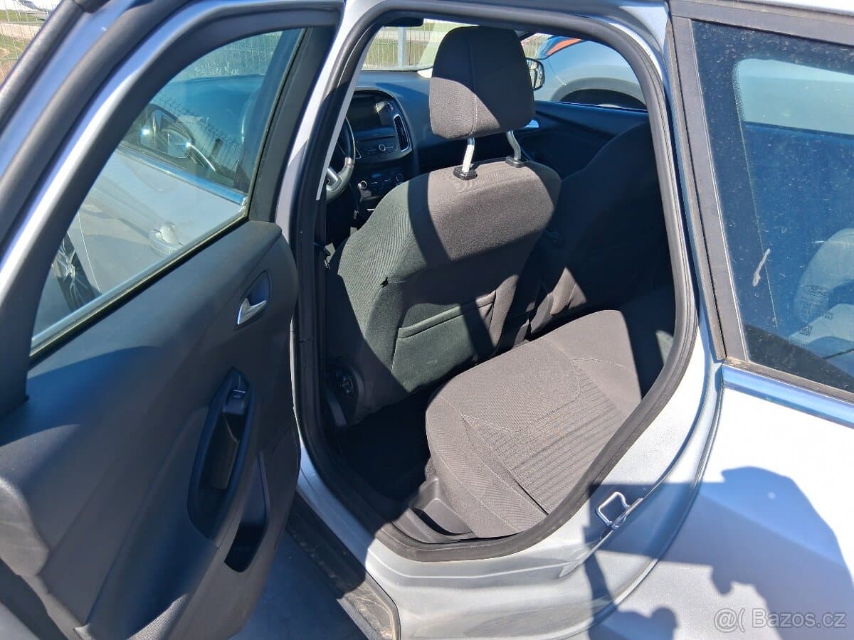 2015 Ford FOCUS - 8