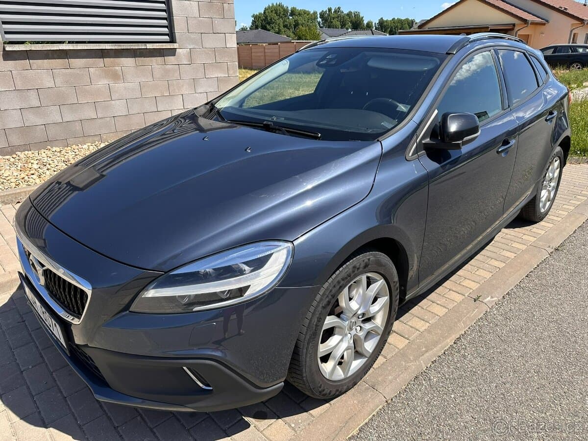 2016 Volvo V40 - 8