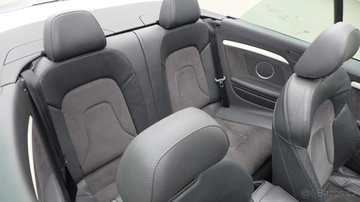 2010 Audi S5 - 8