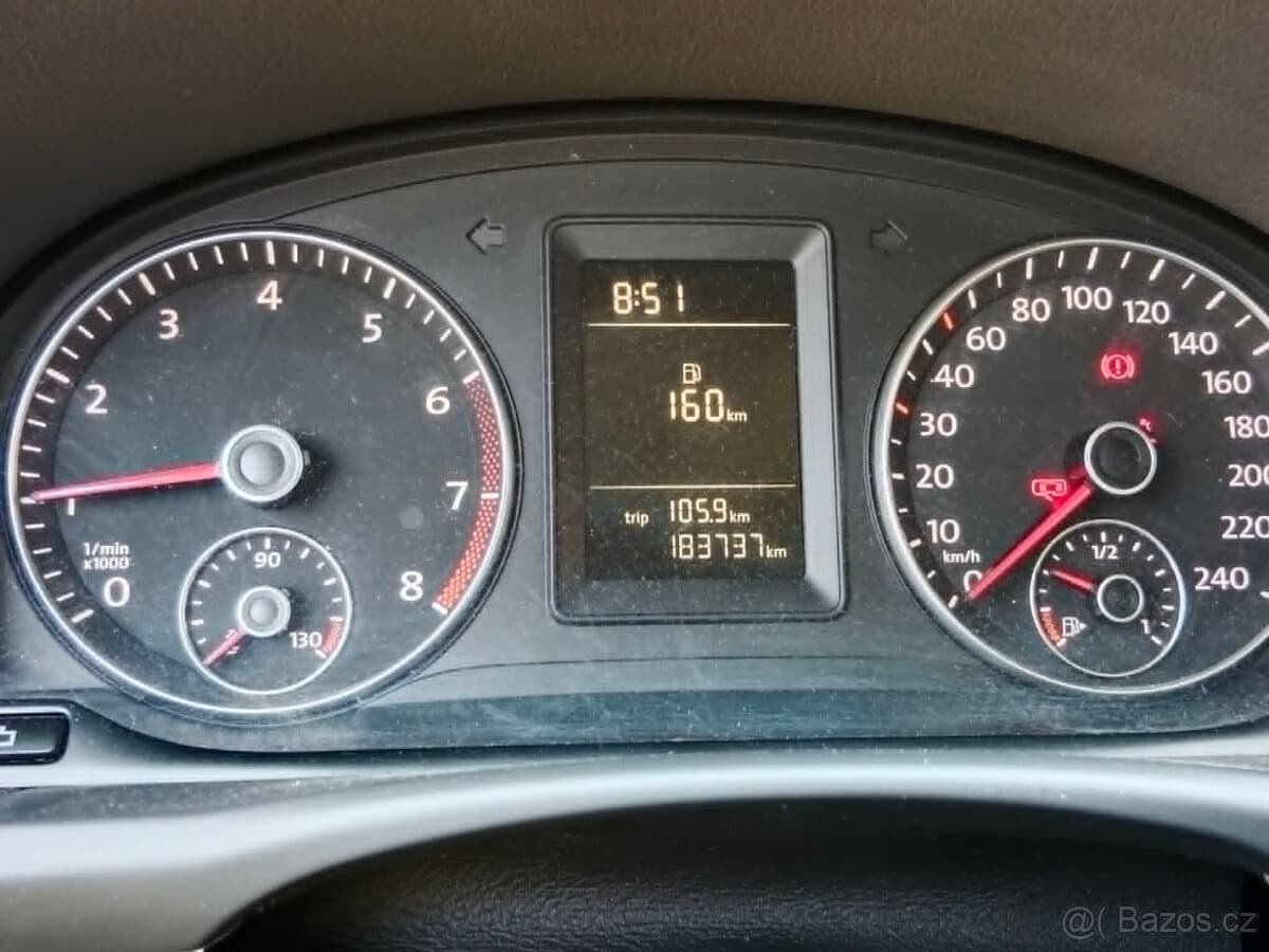 2011 Volkswagen TOURAN - 8