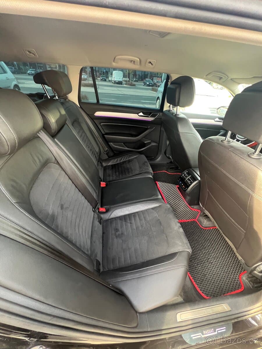2018 Volkswagen PASSAT - 8