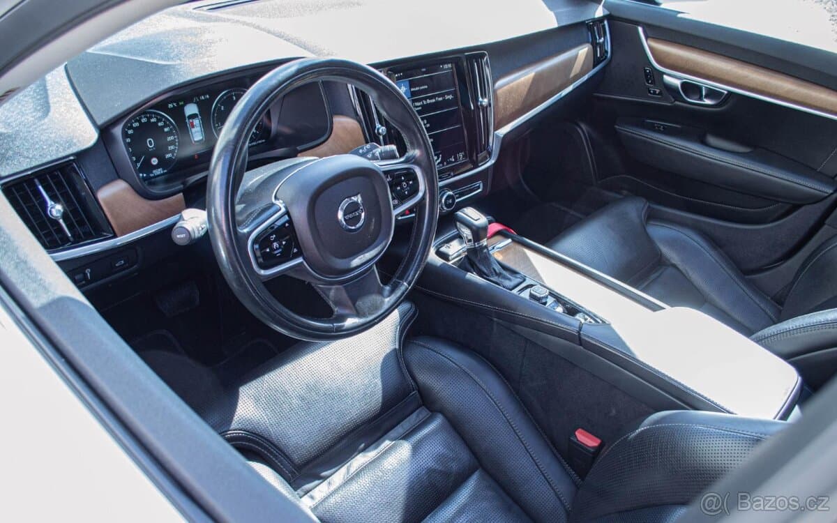 2017 Volvo V90 - 8