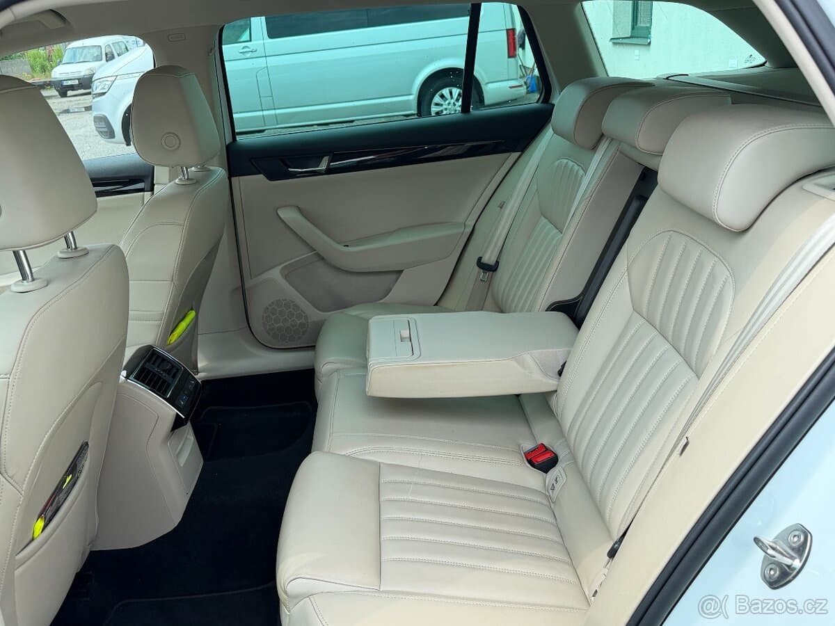 2016 Škoda SUPERB - 8