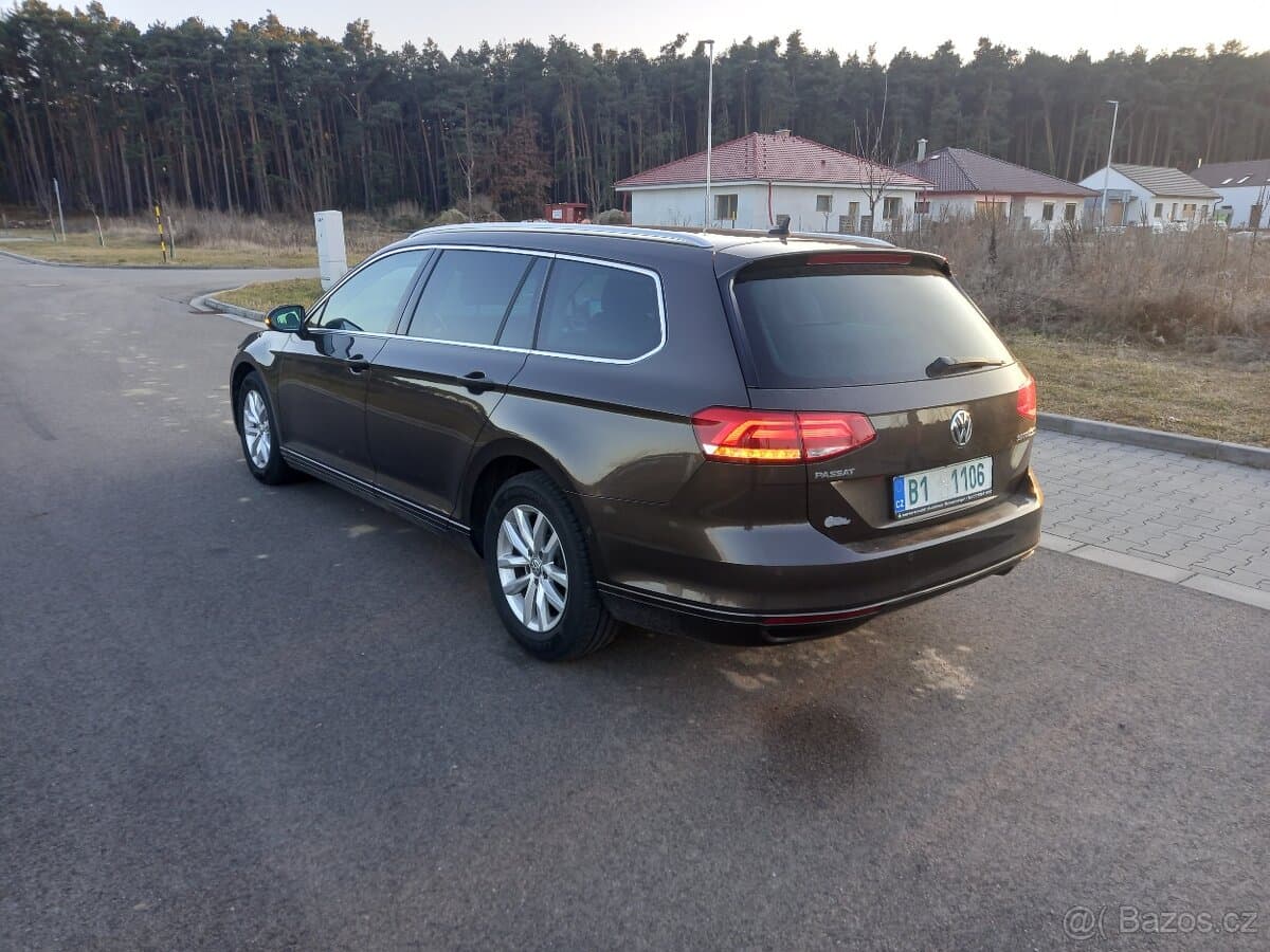 2015 Volkswagen PASSAT - 8