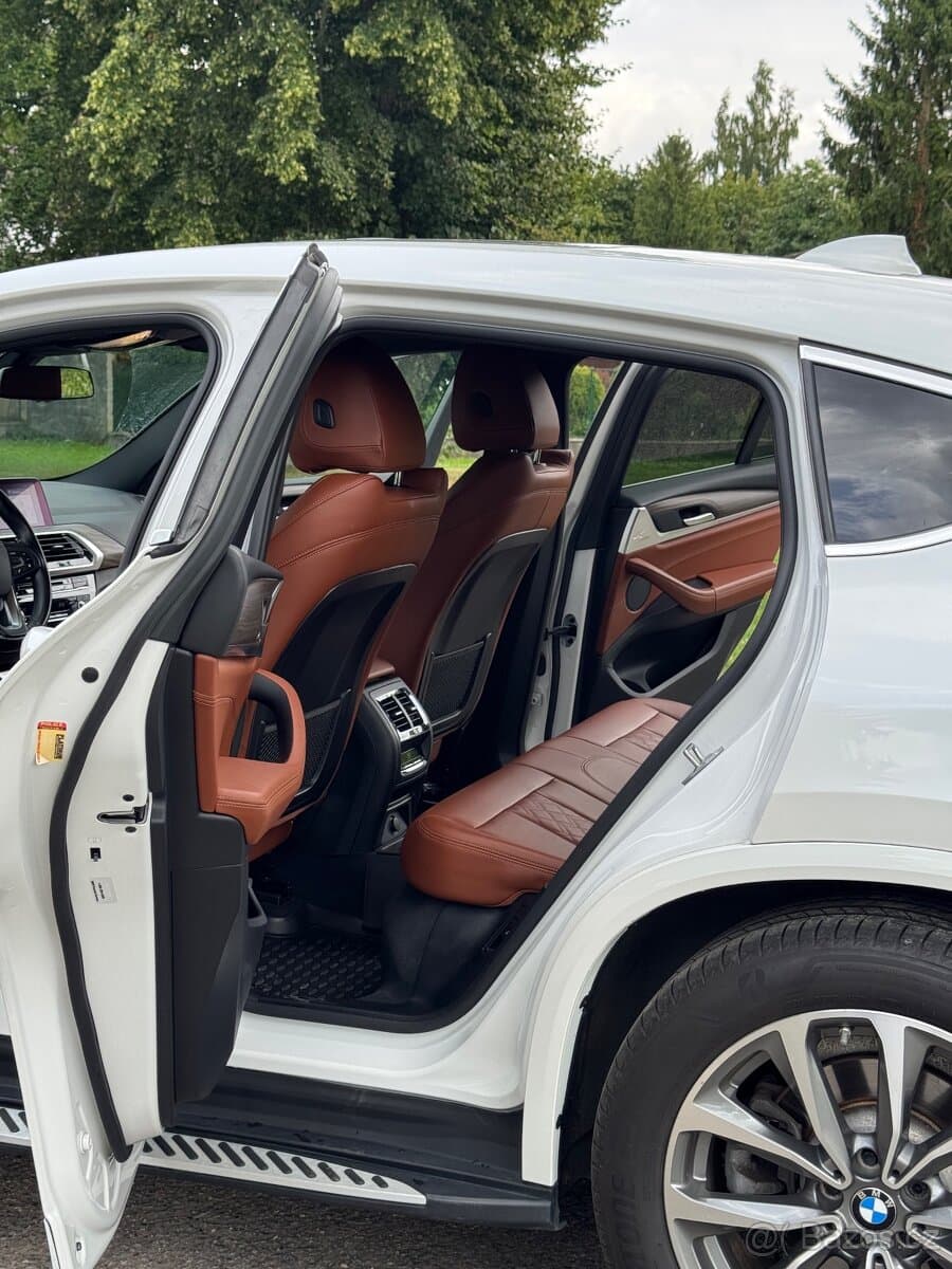 2019 BMW X4 - 8