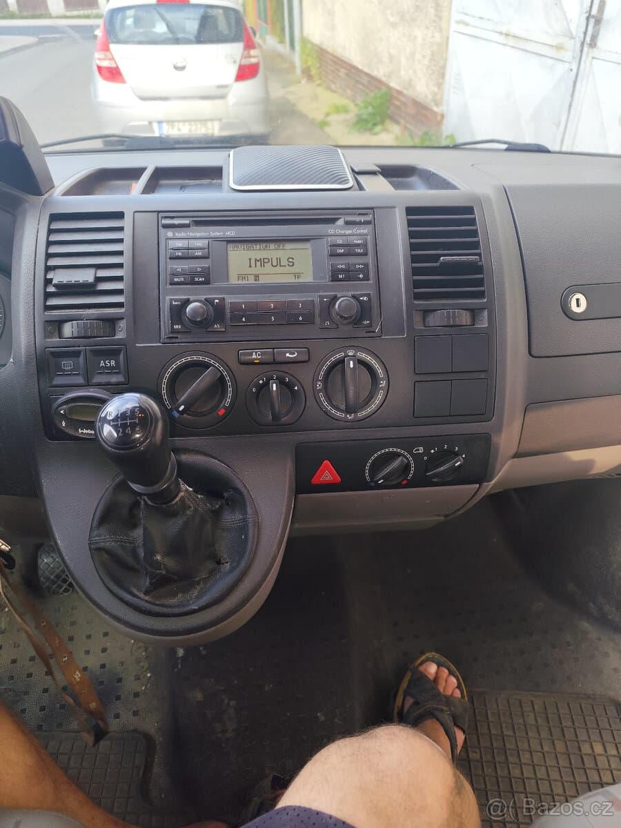 2005 Volkswagen TRANSPORTER - 8