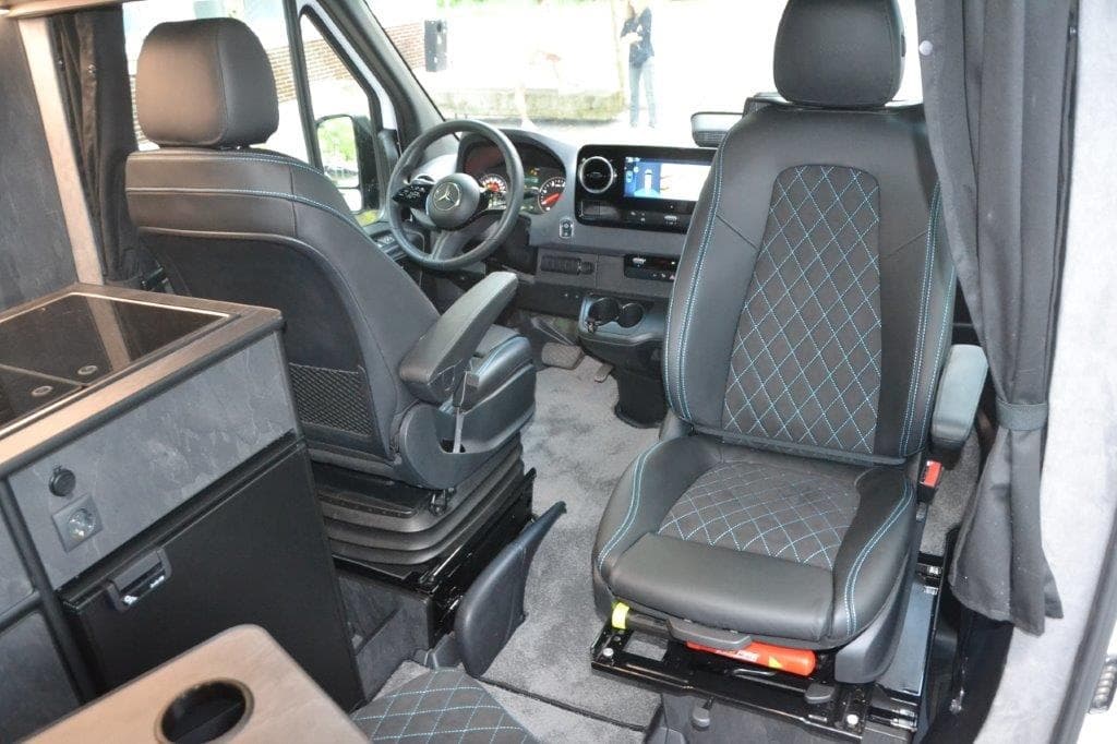 Mercedes-Benz SPRINTER - 8