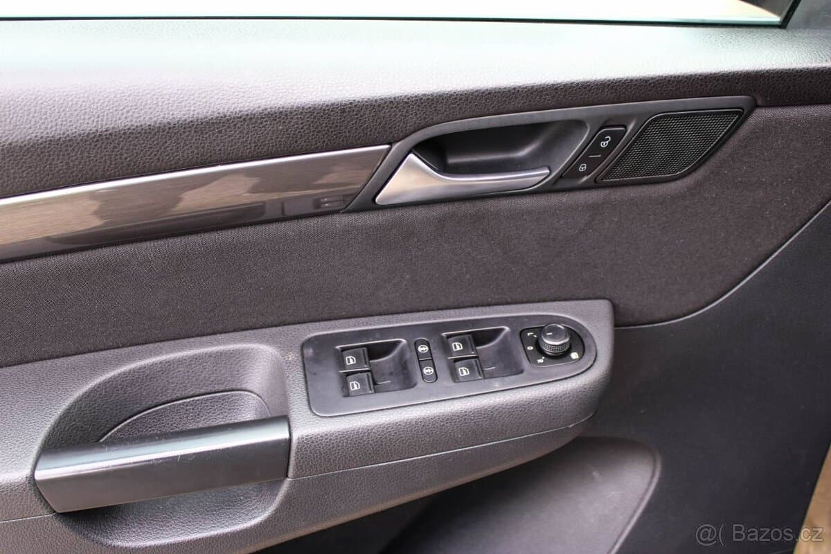 2016 Volkswagen SHARAN - 8