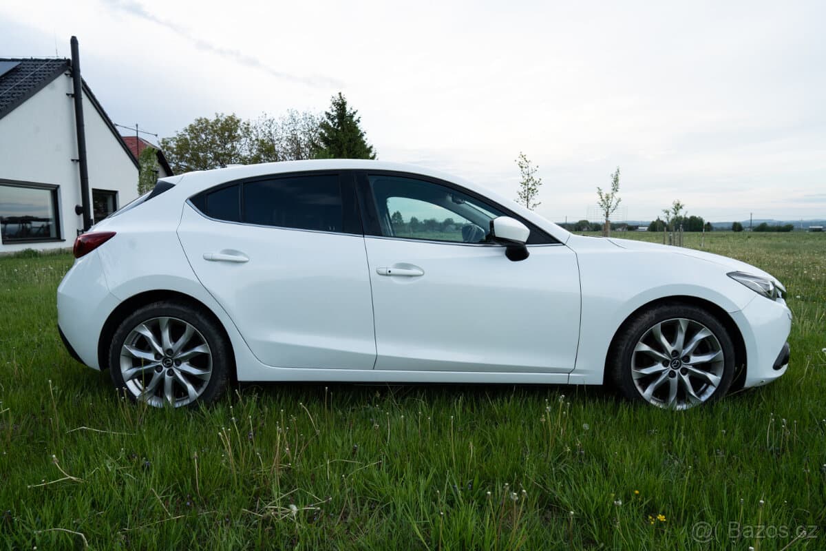 2015 Mazda 3 - 8