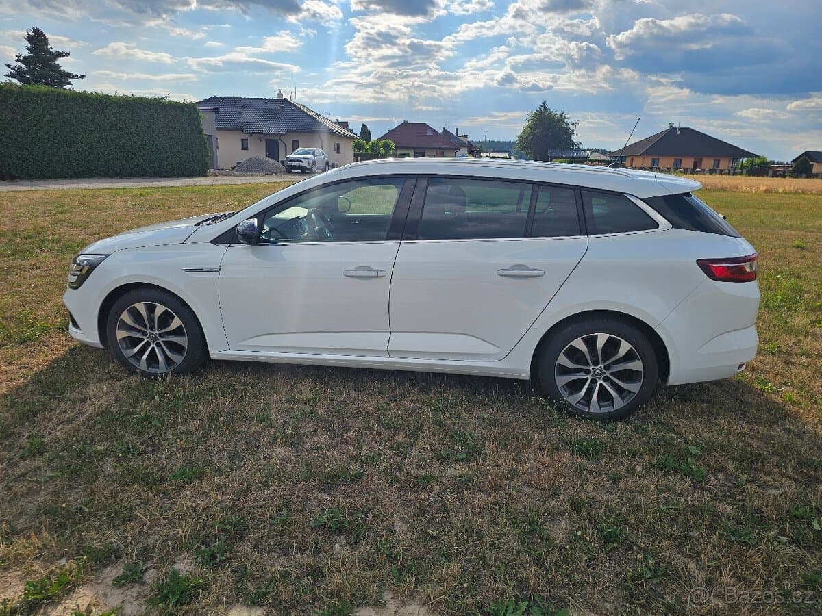 2019 Renault MEGANE - 8
