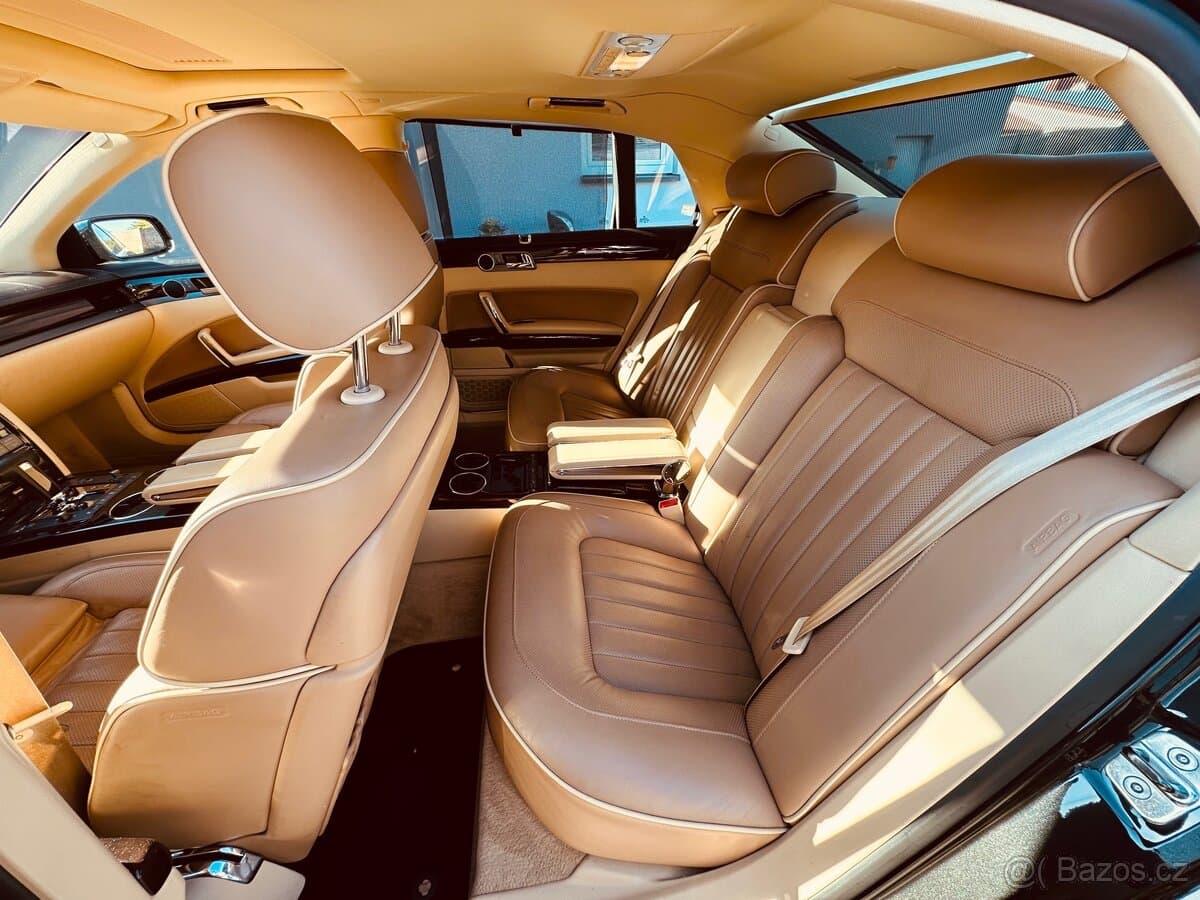 2007 Volkswagen PHAETON - 8