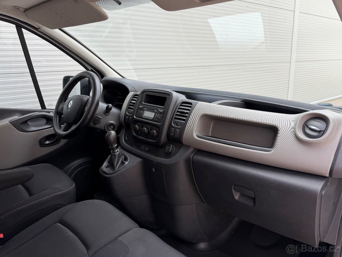 2016 Renault TRAFIC - 8