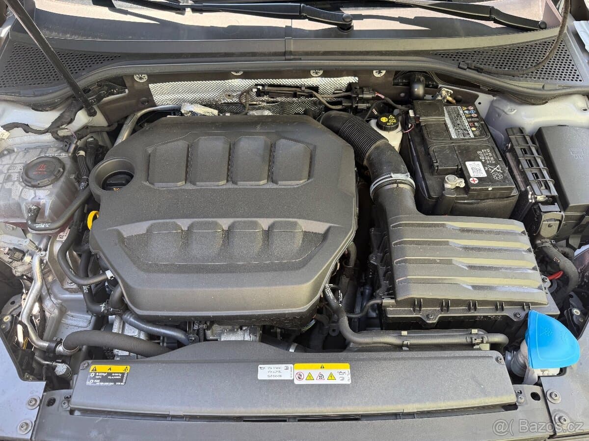 2023 Volkswagen PASSAT - 8