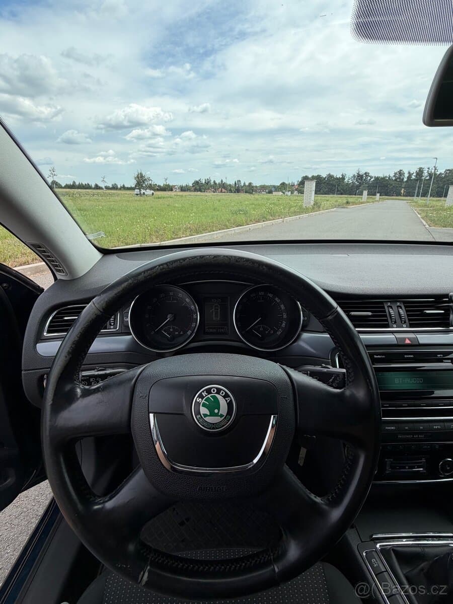 Škoda SUPERB - 8