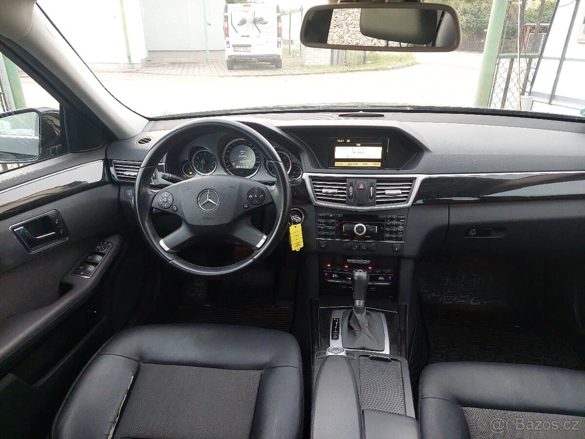 2010 Mercedes-Benz OSTATNÍ - 8