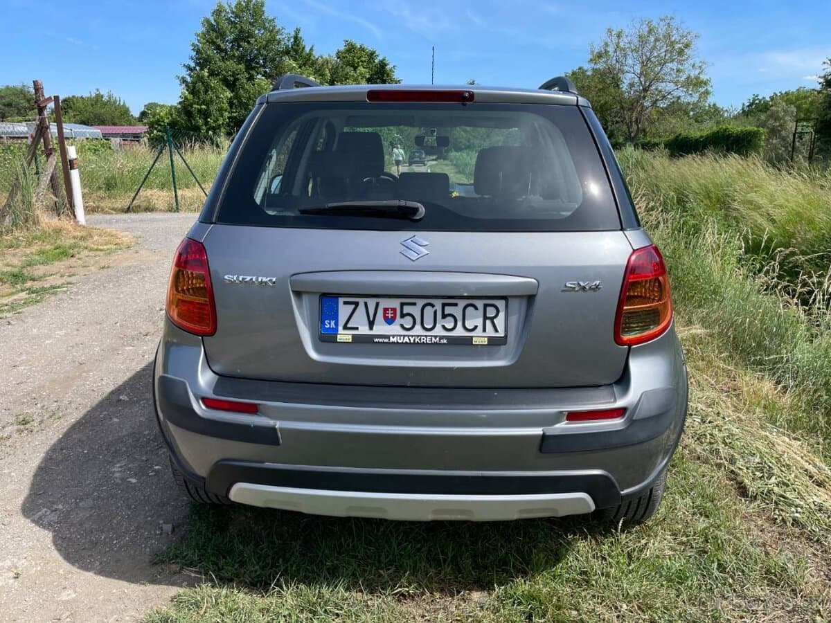 2013 Suzuki SX4 - 8