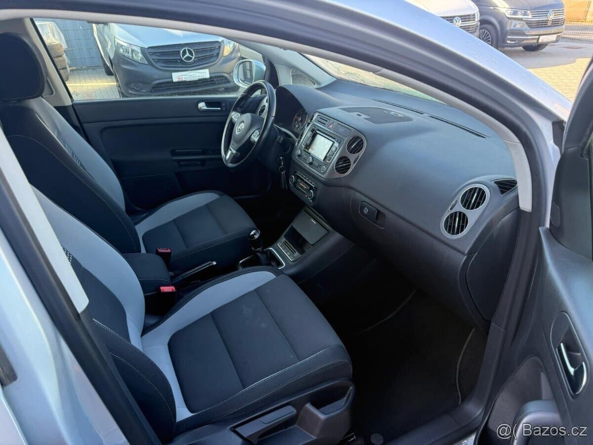 2013 Volkswagen GOLF - 8