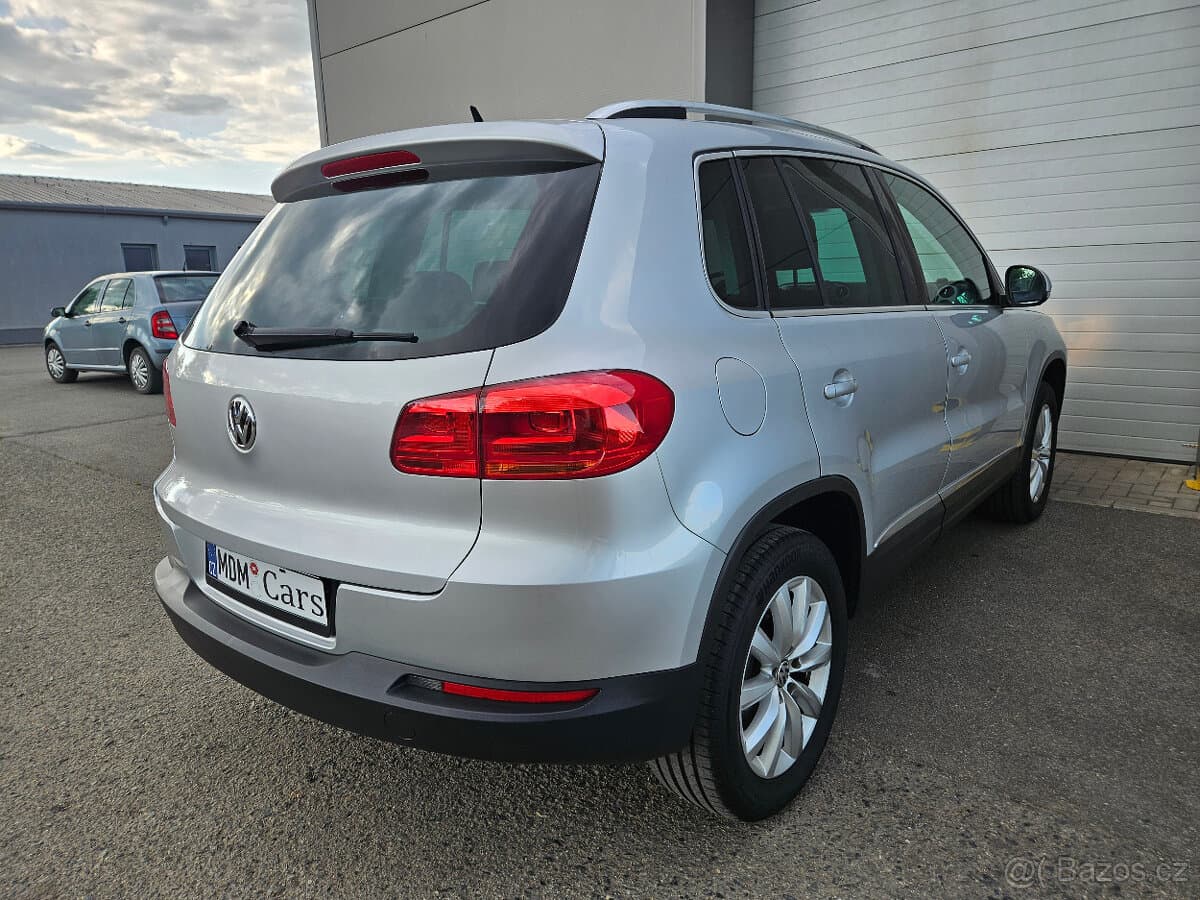 2012 Volkswagen TIGUAN - 8