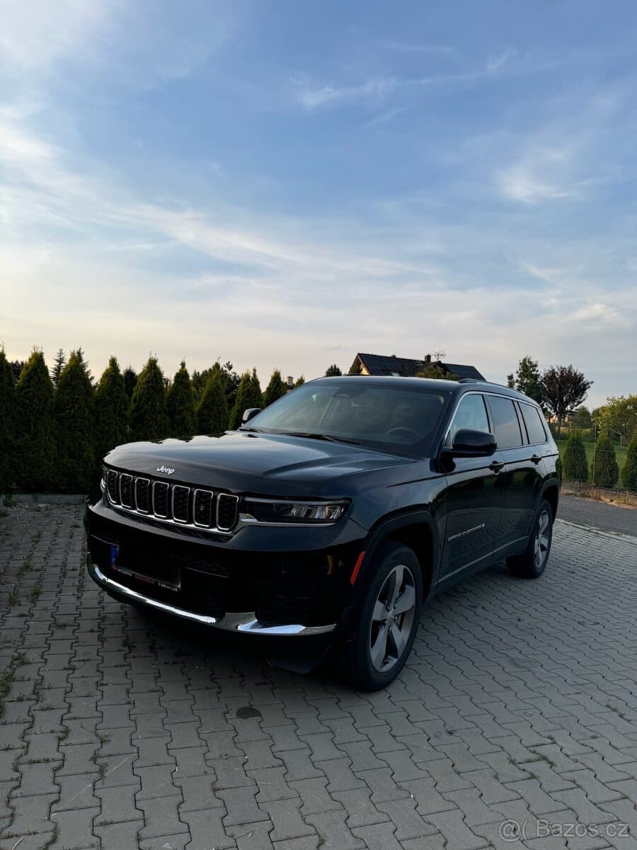 2022 Jeep CHEROKEE - 8