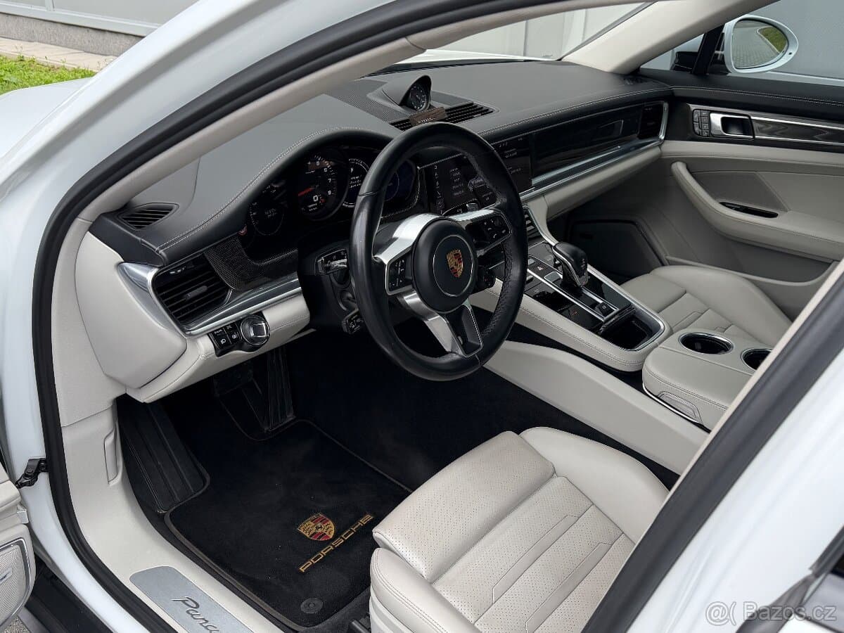 2019 Porsche PANAMERA - 8