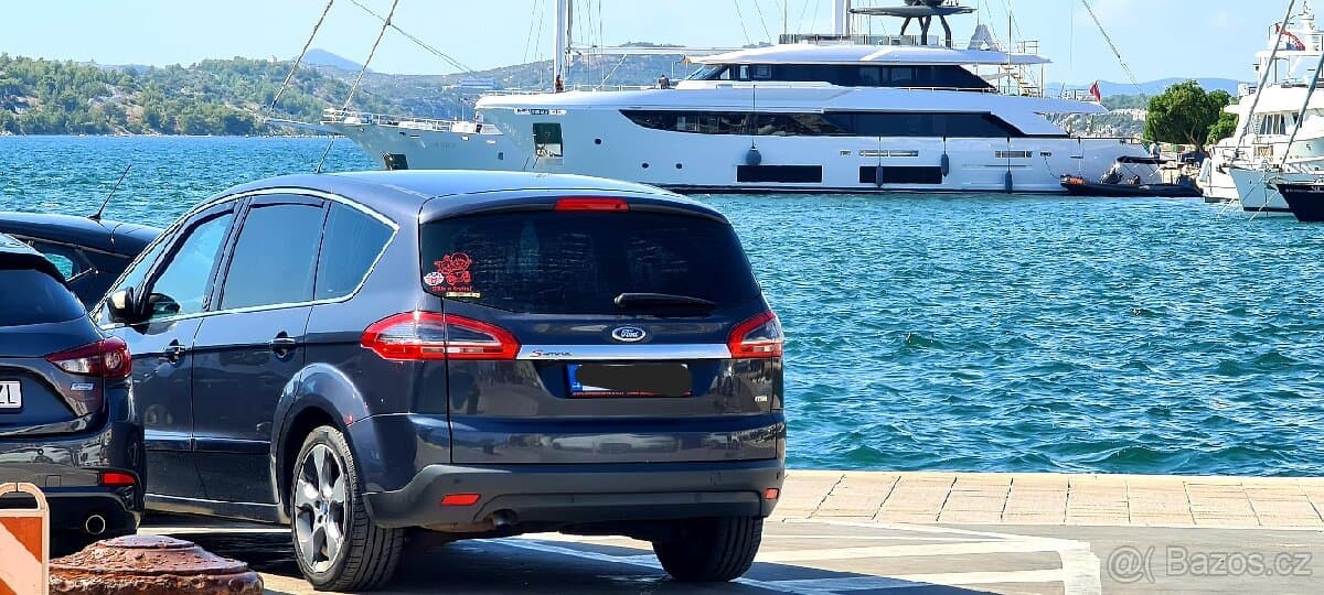 2012 Ford S-MAX - 8