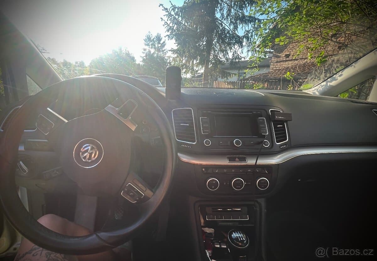 2015 Volkswagen SHARAN - 8